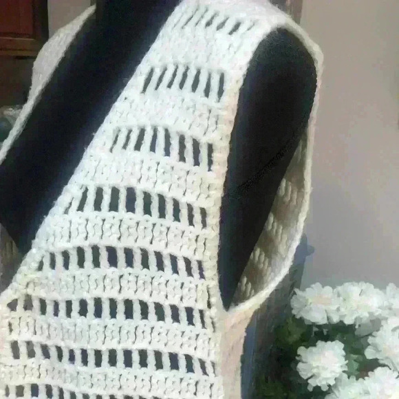 BOHO LONG WHITE OPEN CROCHETED VEST COUNTRY CONCERTS COASTAL COWGIRL SIZE S M L - Picture 8 of 10